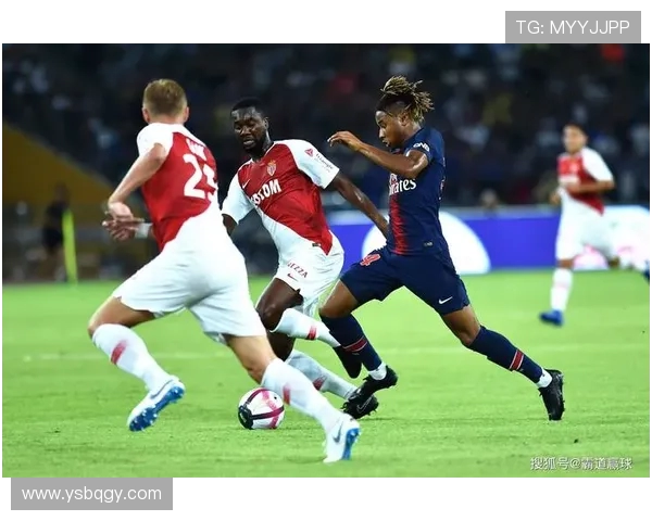 法甲摩纳哥替补席深度与人员轮换安排